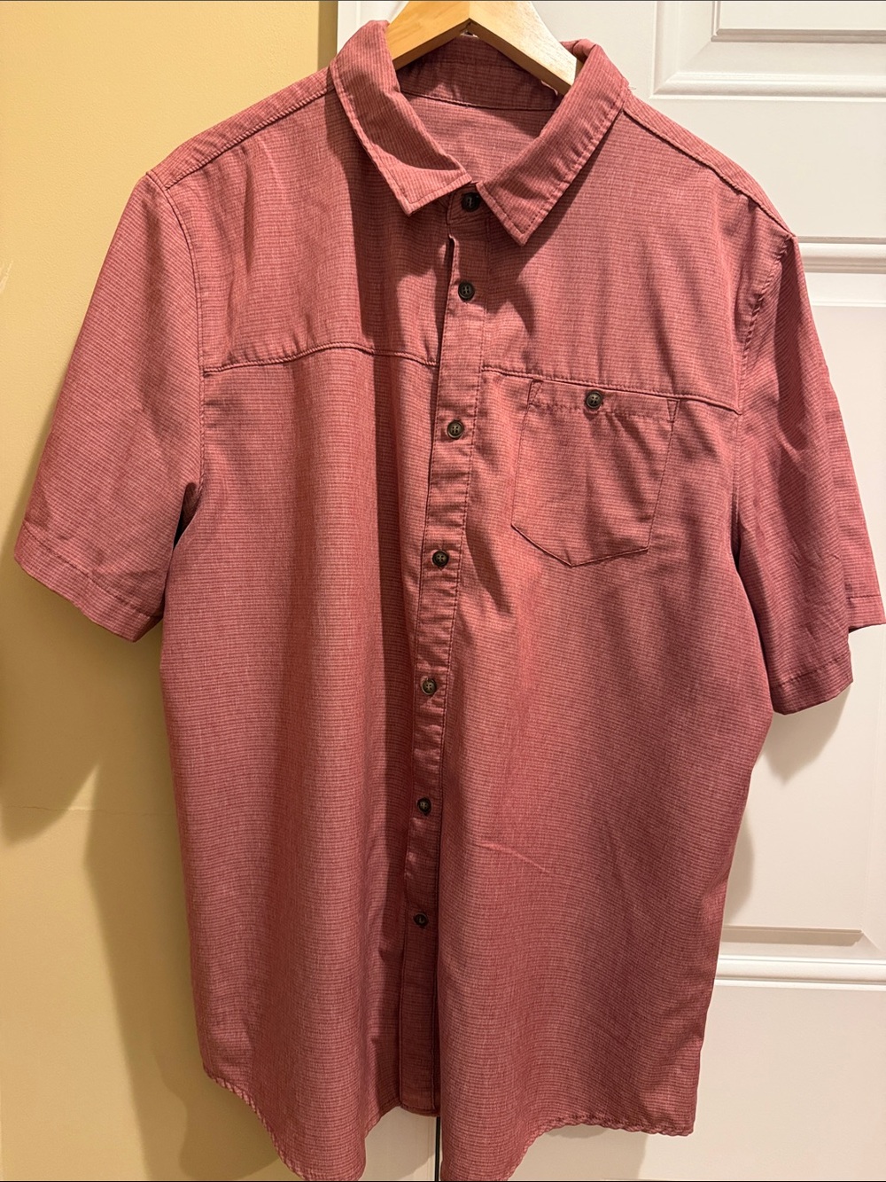 Two Gerry Weber Short-Sleeve Button-Down Shirts in Dusty Rose and Blue